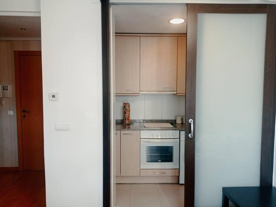 Acogedor Apartamento Con Piscina Y Garaje Lägenhet Huesca Exteriör bild